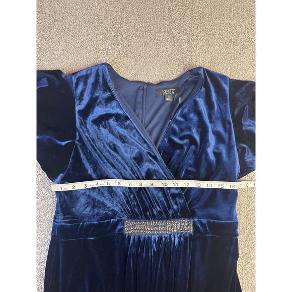 Ignite Evenings Velvet Maxi Dress Flutter Sleeve Full Length Formal Navy Blue 12 - Picture 9 of 12